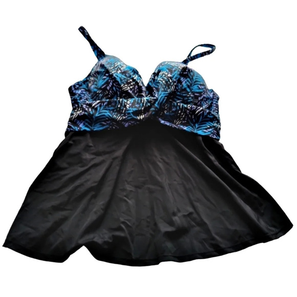 Swimsuits For All Other - 40D Swim Top EUC ❤️